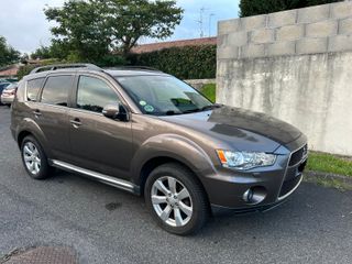 Mitsubishi Outlander 2012
