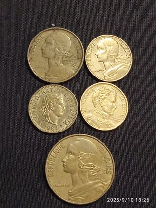 Lote de 20 monedas antiguas diferentes países 
