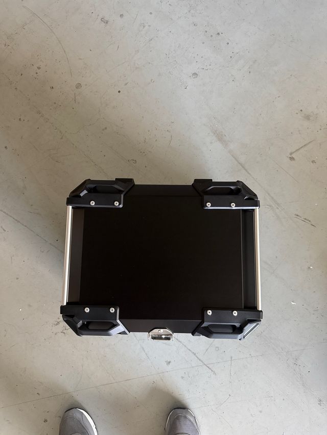 Valigia Moto 55L con Piastra Base