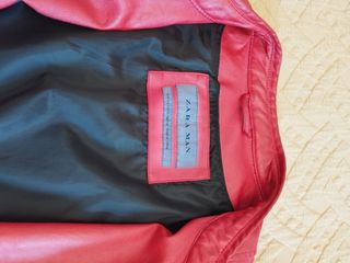 Cazadora Zara Man Roja