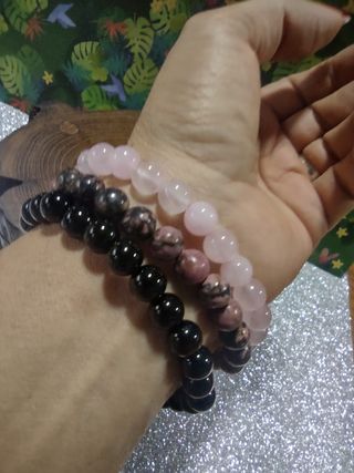 Pulsera de cuentas de piedra