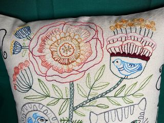 Cuscino ricamato a mano gatto e fiori