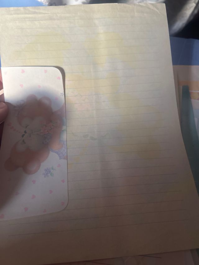 Cartas perfumadas, el precio es por separado.