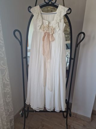 Vestido de comunión blanco, beige