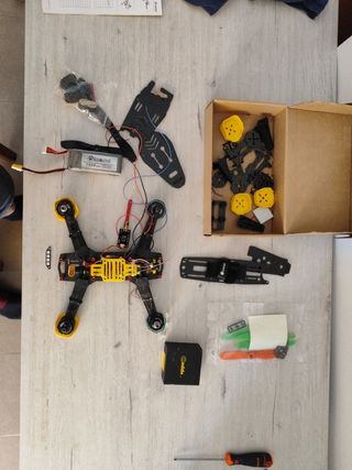 Drone Eachine 250 de carrera
