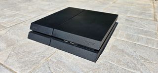 PS4 500GB Bundle + 2 Controller + Camera