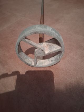 Batidor para yeso, cemento, escayola