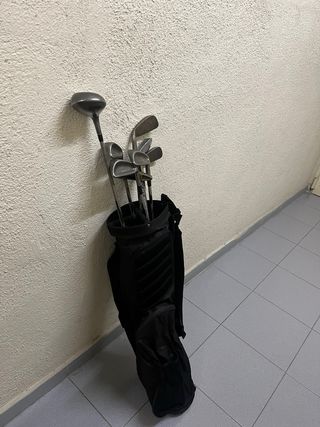 Bolsa de golf con palos