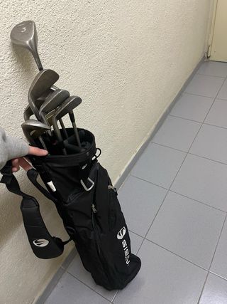 Bolsa de golf con palos