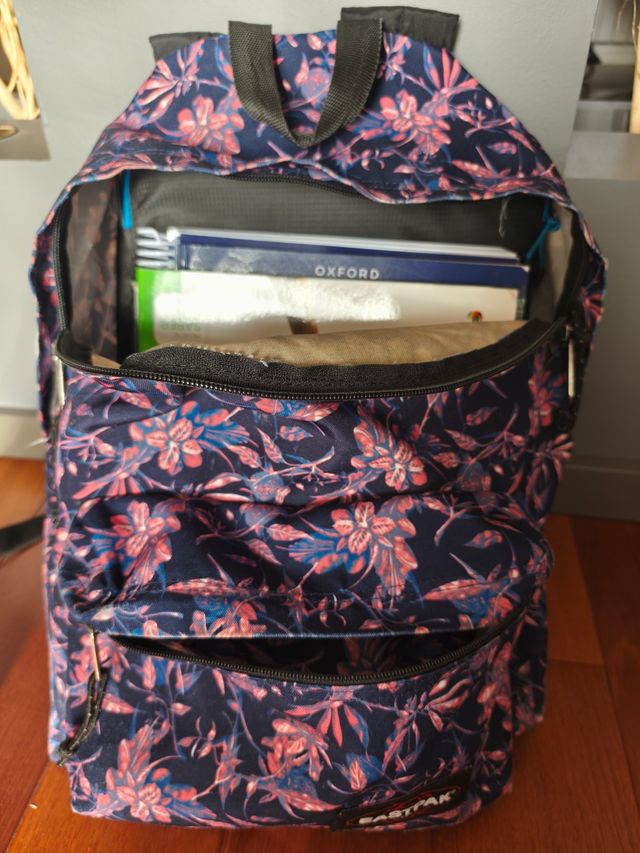 Mochila Eastpak floral