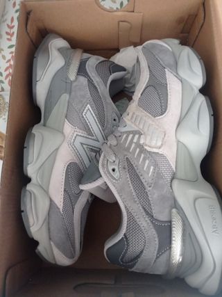 Zapatillas New Balance U9060GG Mujer Talla 39.5
