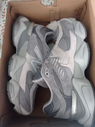 Zapatillas New Balance U9060GG Mujer Talla 39.5