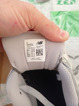 Zapatillas New Balance U9060GG Mujer Talla 39.5