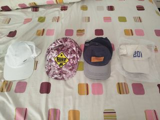 Lote 4 Gorras MTZ Beige
