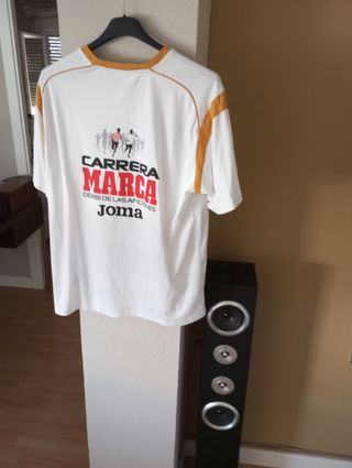 Camiseta Joma Talla M Blanca y Dorada