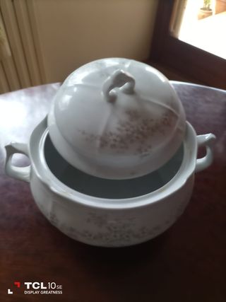 Sopera de porcelana de Santa Clara 