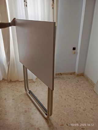 Mesa de dibujo/técnico /corte / Manual plegable
