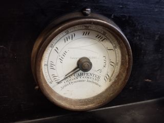 Armonio Antiguo Órgano Caoba