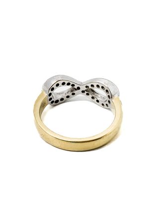 Anillo Infinito de oro 18K