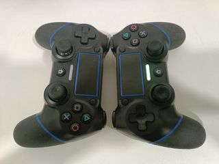Mando PS4 Negro con Detalles Azules