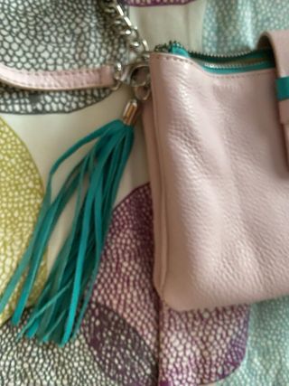 Bolso Piel Rosa y Verde Guy Laroche