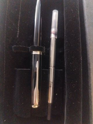 Bolígrafo Parker Sonnet con estuche