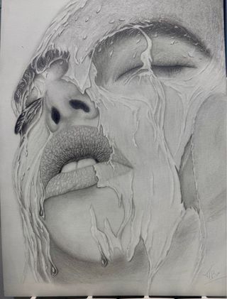 Lámina Grafito Rostro Mujer con Agua
