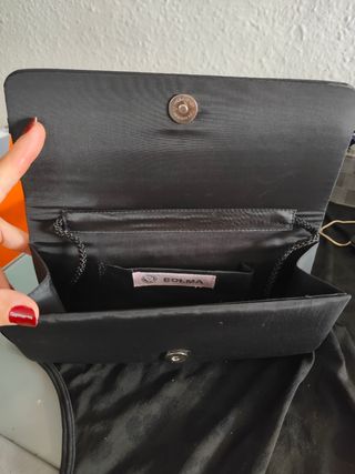 Cartera de fiesta raso negro con pedrería