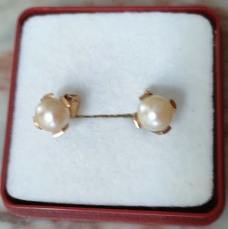 Pendientes de oro con perlas
