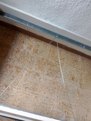 Cama infantil Ikea con diseño de ovejas