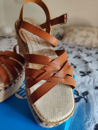 Sandalias Mustang Marrones