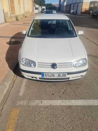 Volkswagen Golf 2001