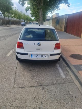 Volkswagen Golf 2001