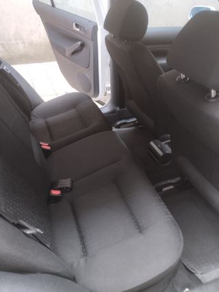 Volkswagen Golf 2001