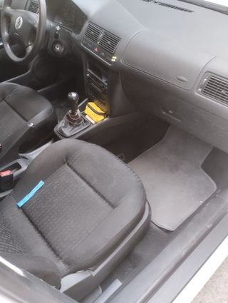 Volkswagen Golf 2001