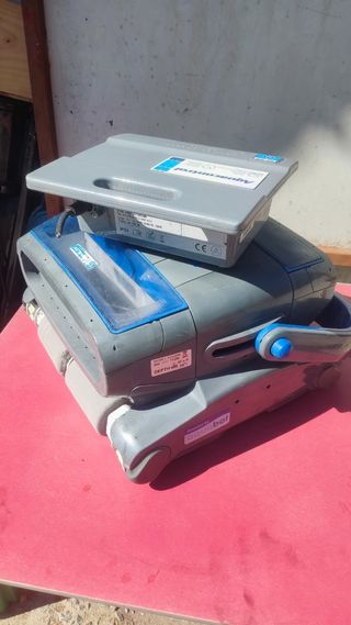 Robot Limpiafondos Aquabot Power Typhoon