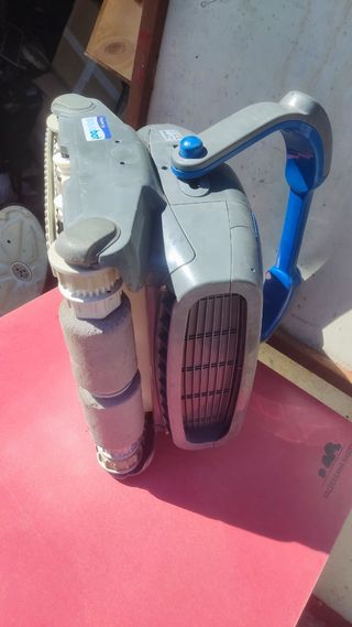 Robot Limpiafondos Aquabot Power Typhoon