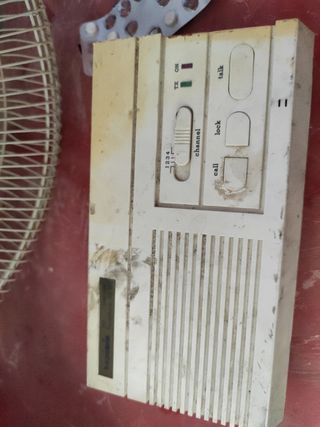 Radio antigua de intercomunicador