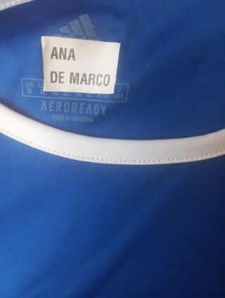 Camiseta Adidas azul talla XL

