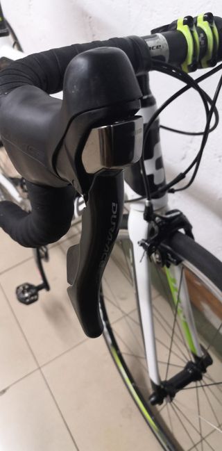 Bicicleta Cube Agree GTC