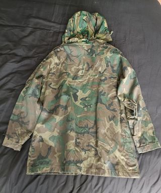Chaqueta Militar Impermeable Talla L (4)