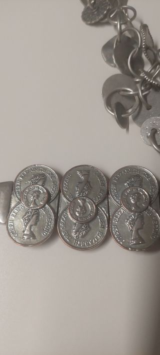 Conjunto Collar y Pulsera Plateados