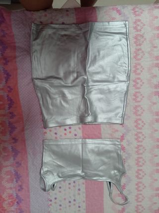 Conjunto plateado falda y top