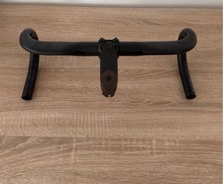 Manillar Bontrager Aero Negro cableado interno