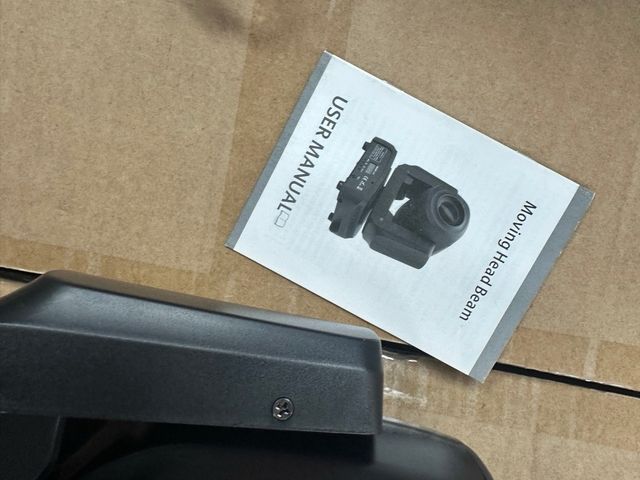 ZQ02011 MOVING HEAD LIGHT#970004