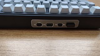 Teclado Mecánico inalámbrico RGB Attack Shark X85