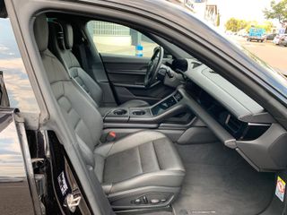 PORSCHE Taycan 4S Cross Turismo