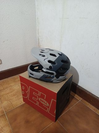 Casco de bici BELL SUPER 3R M desmontable.

