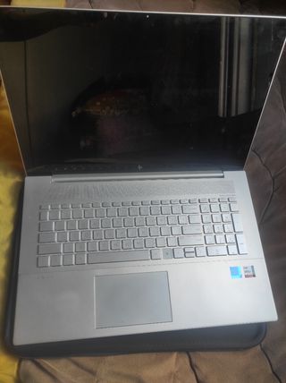 HP ENVY Laptop 17