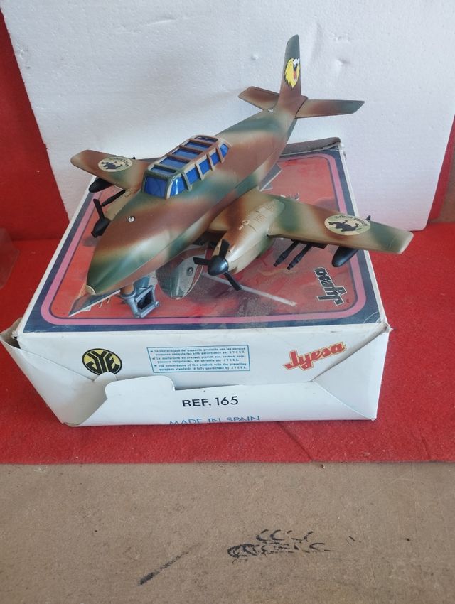 Avión Jyesa REF. 165